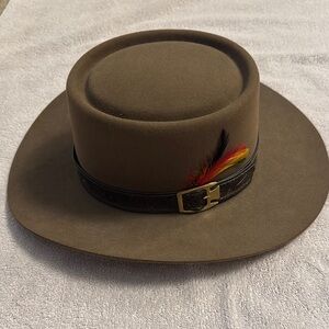 Stetson Dark Brown Hat with Artistic Inner Lining size 6 7/8 long oval